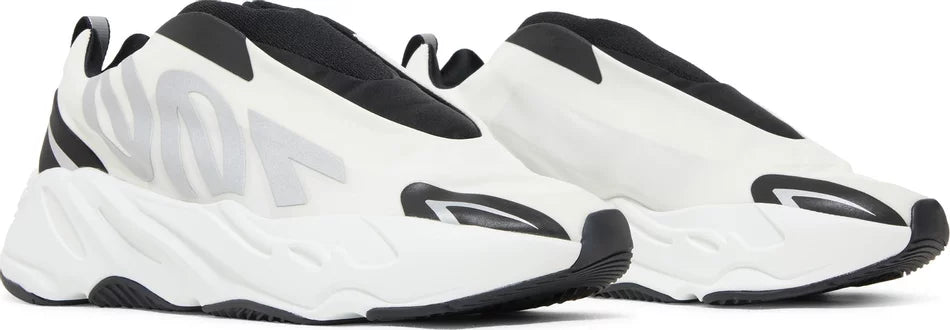 Adidas Yeezy Boost 700 MNVN Laceless Analog