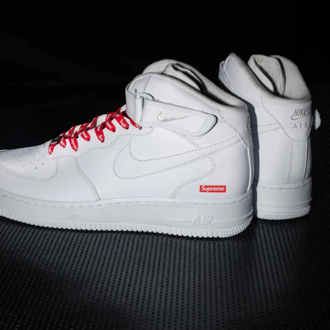 Nike Air Force 1 Mid Supreme White