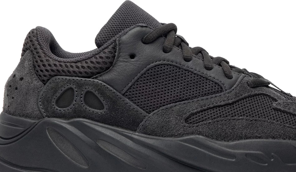 Adidas Yeezy Boost 700 Utility Black