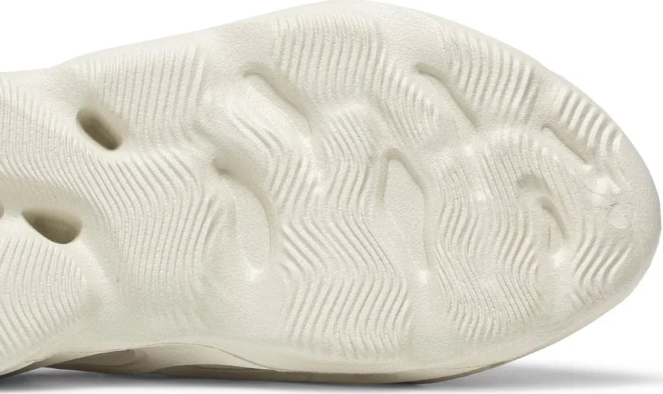 Adidas Yeezy Foam RNNR Ararat (2020/2022)