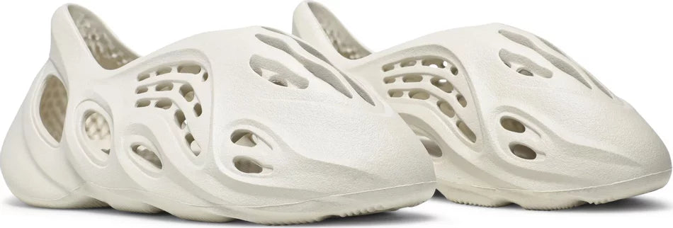Adidas Yeezy Foam RNNR Ararat (2020/2022)