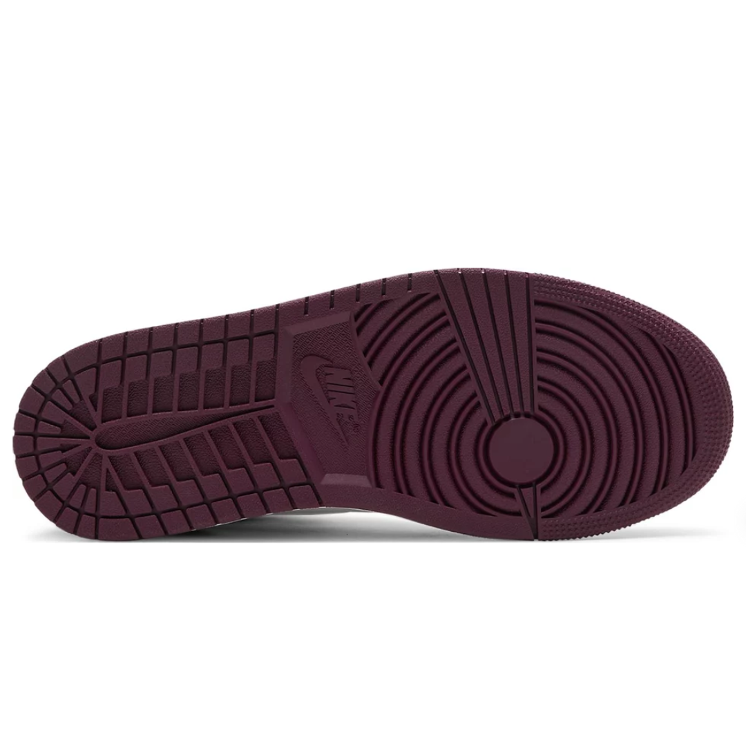 Jordan 1 Retro High OG Bordeaux
