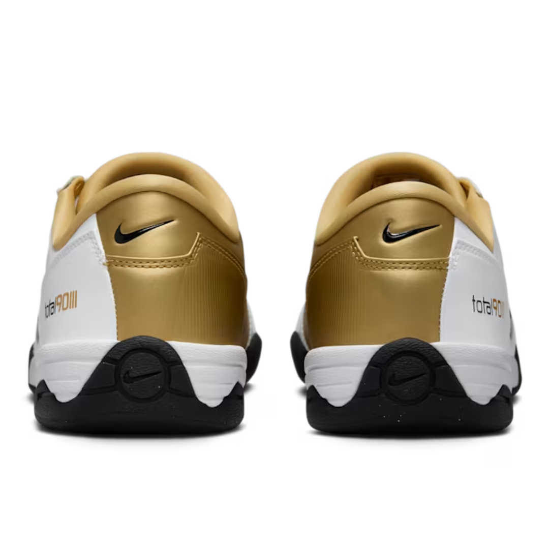 Nike Total 90 SP White and Black