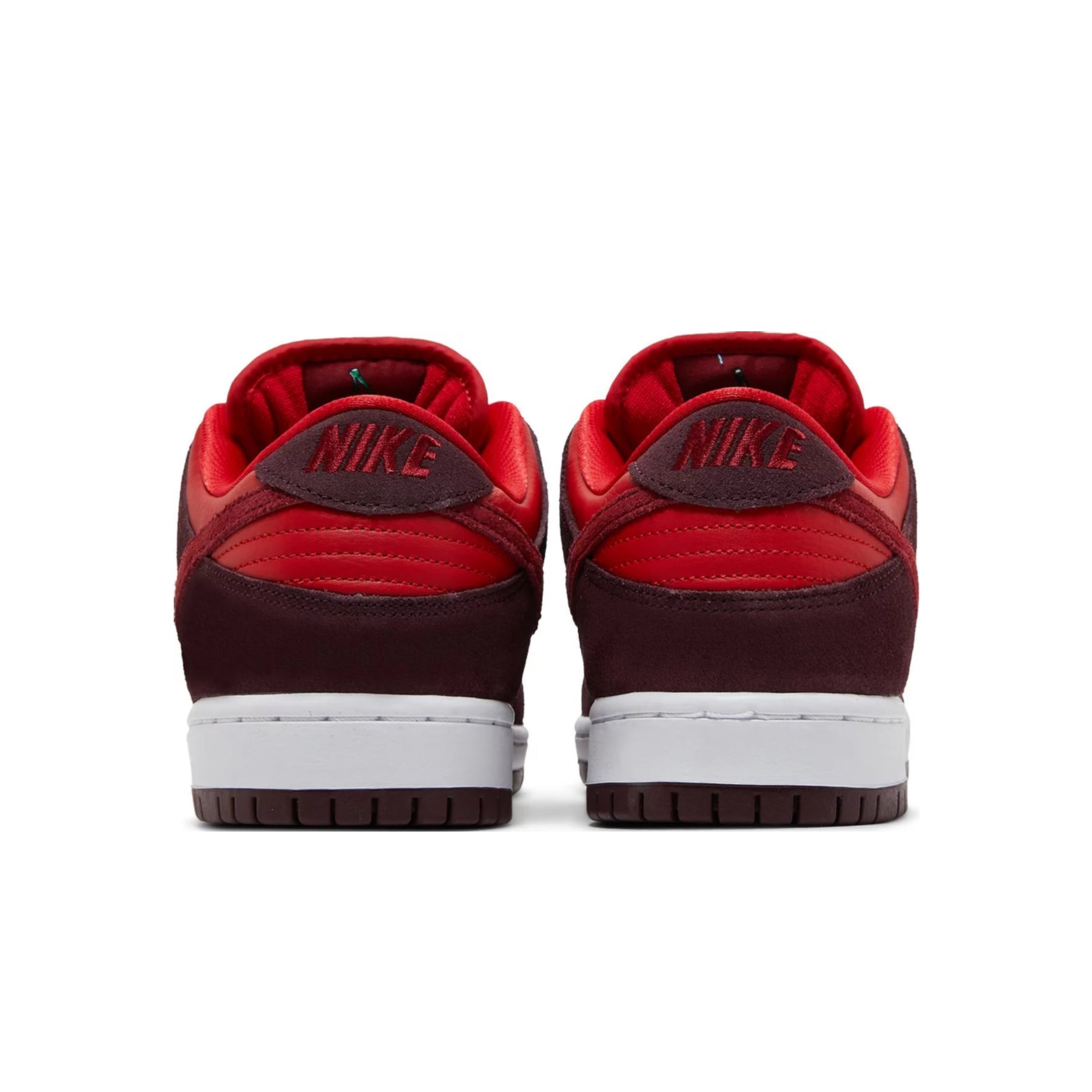 Nike SB Dunk Low Cherry