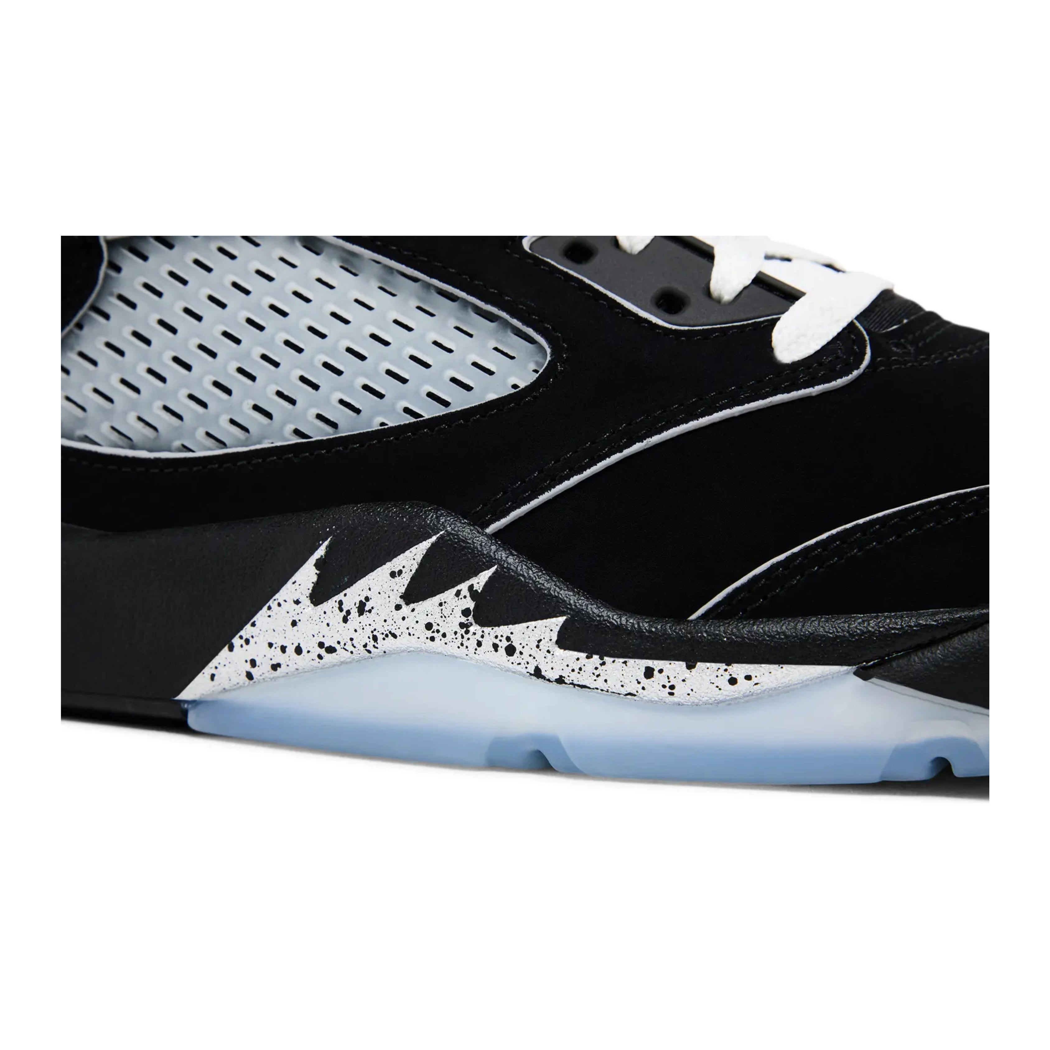 Jordan 5 Retro OG Black Metallic Reimagined