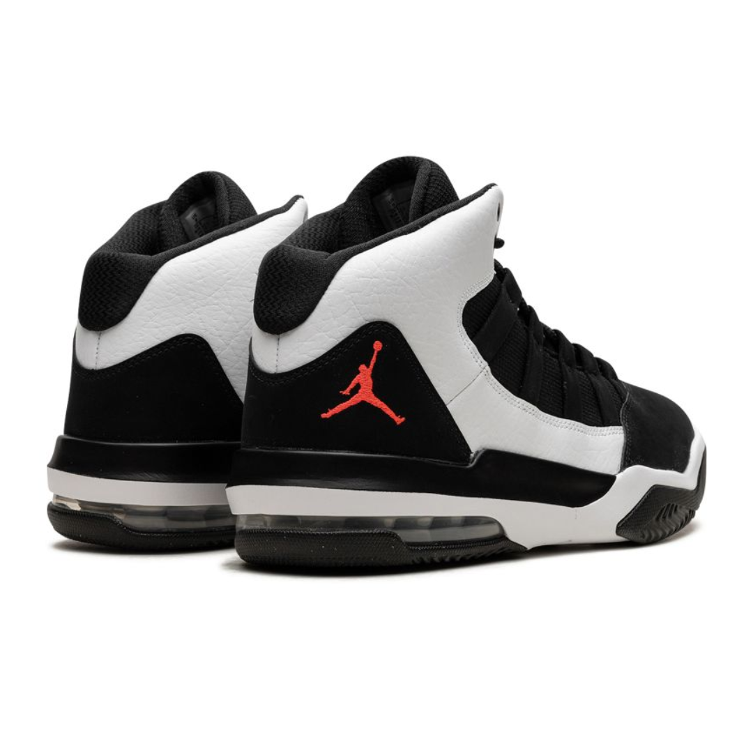 Jordan Max Aura Black/White/Infrared
