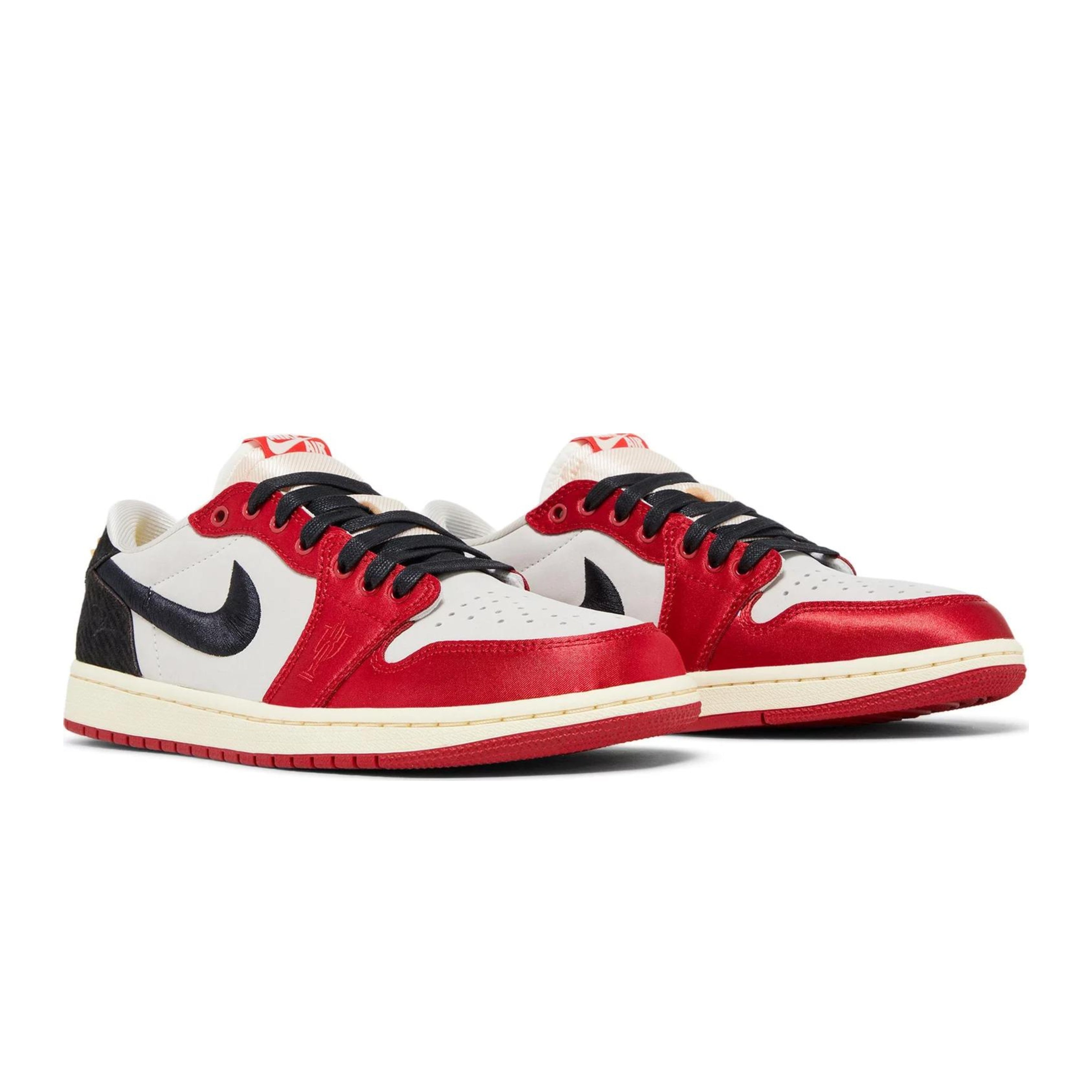 Jordan 1 Retro Low OG Trophy Room "Rookie Card Away"
