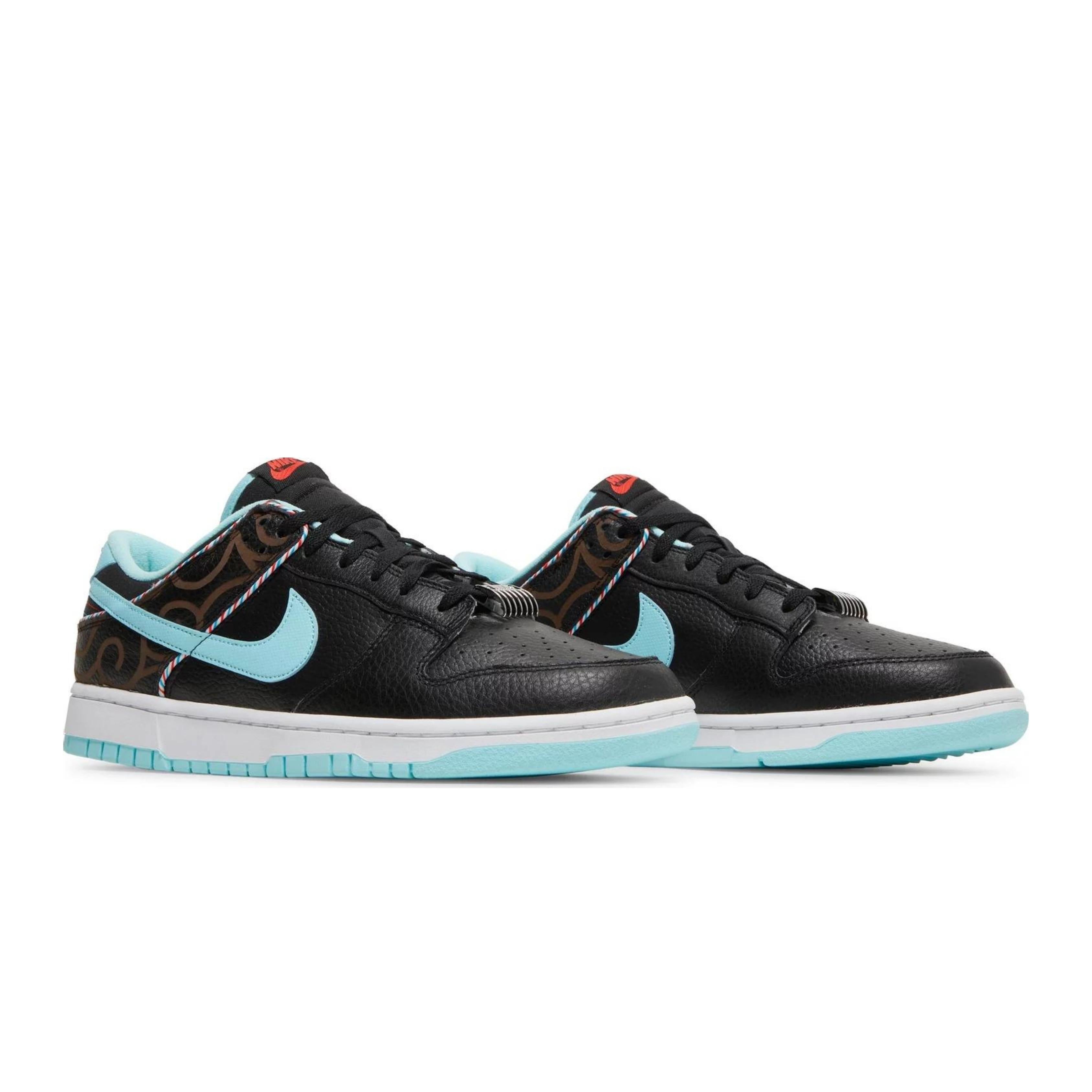 Nike Dunk Low SE Barber Shop Black