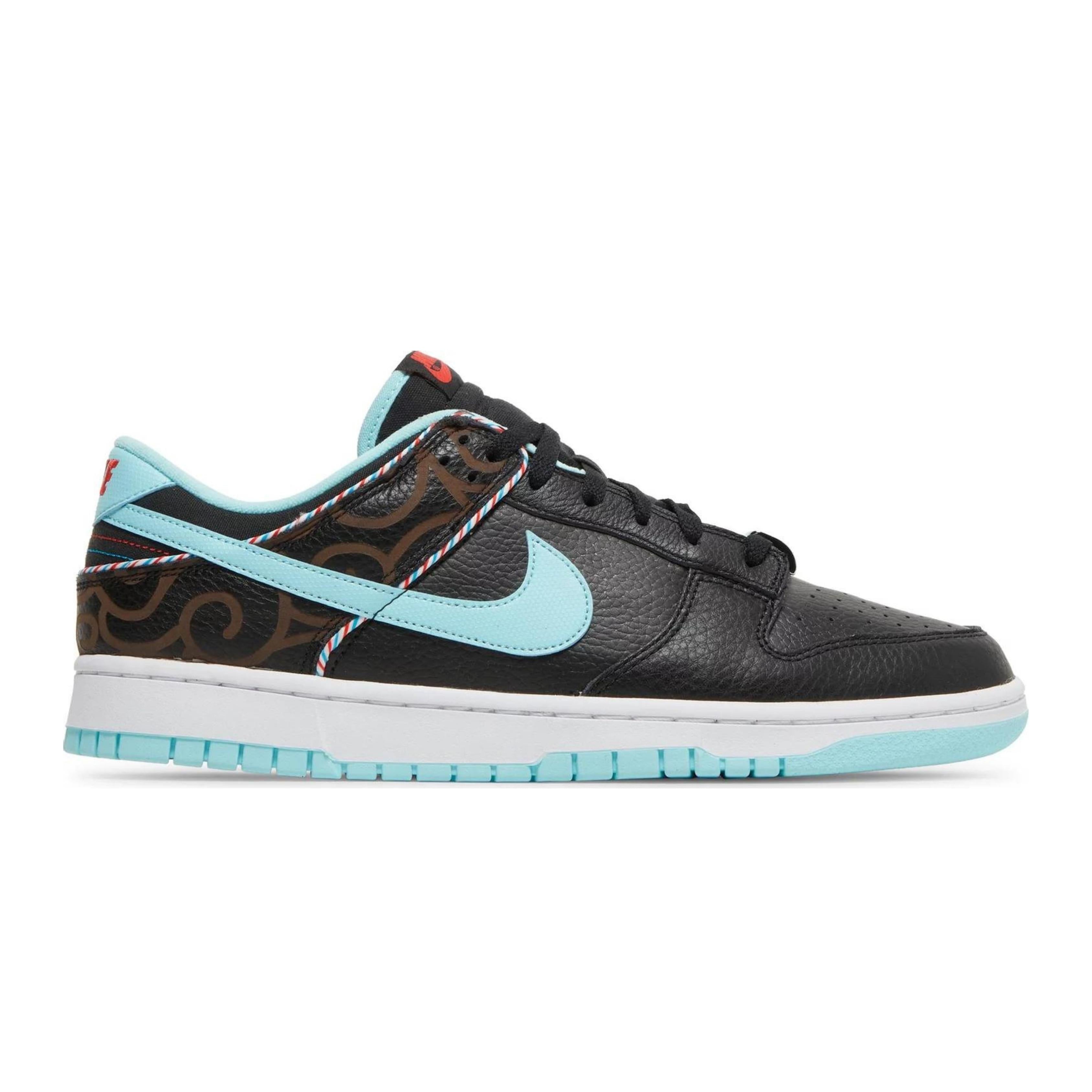 Nike Dunk Low SE Barber Shop Black