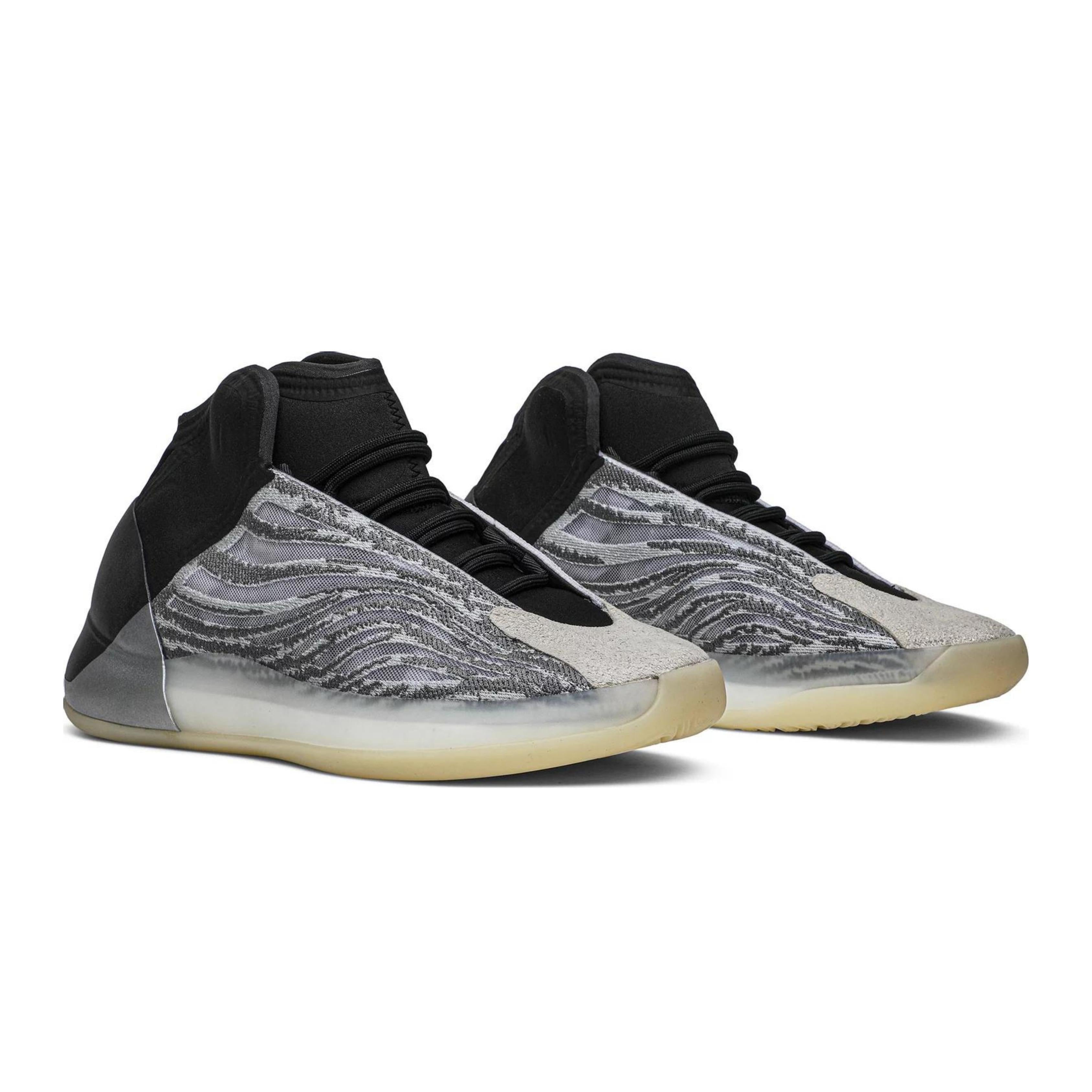 Adidas Yeezy QNTM (Lifestyle Model)