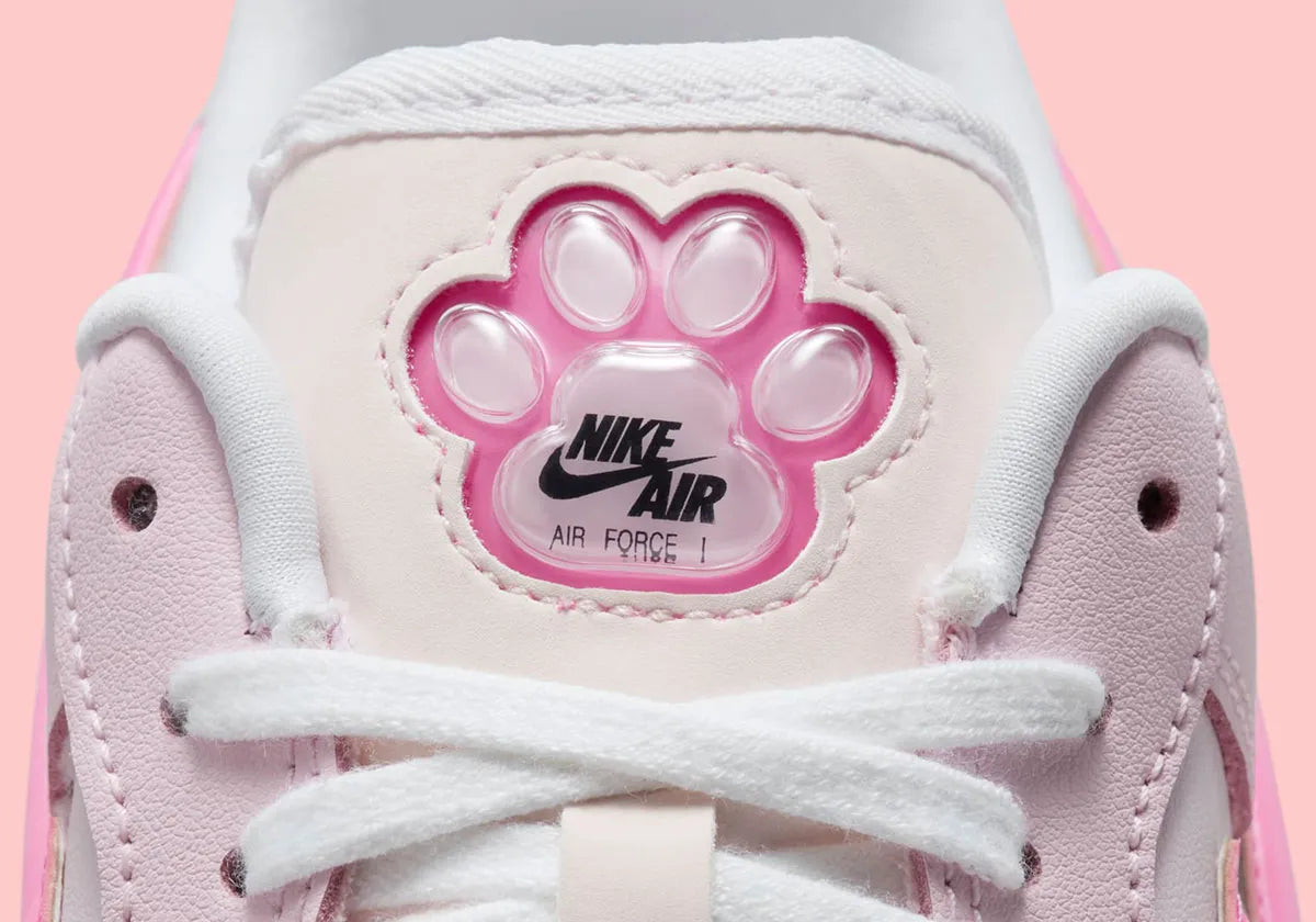 Estas nuevas Nike Air Force 1 Low Viene Con Una Burbuja "Paw Print"