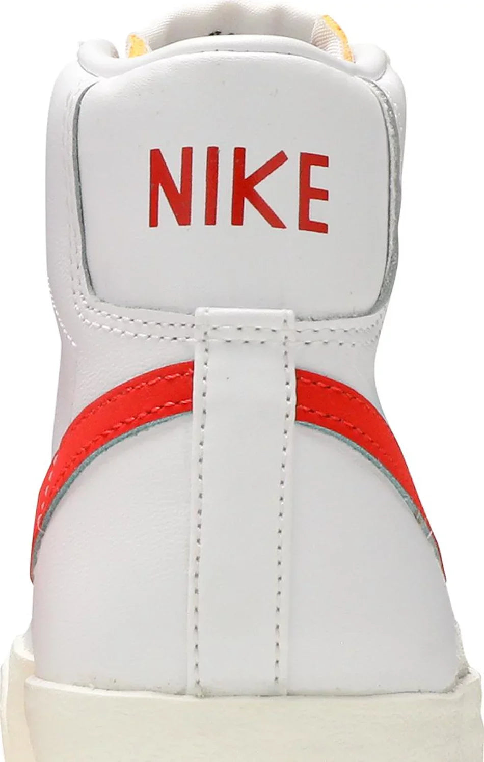 Nike Blazer Mid 77 Vintage Habanero Red (W)