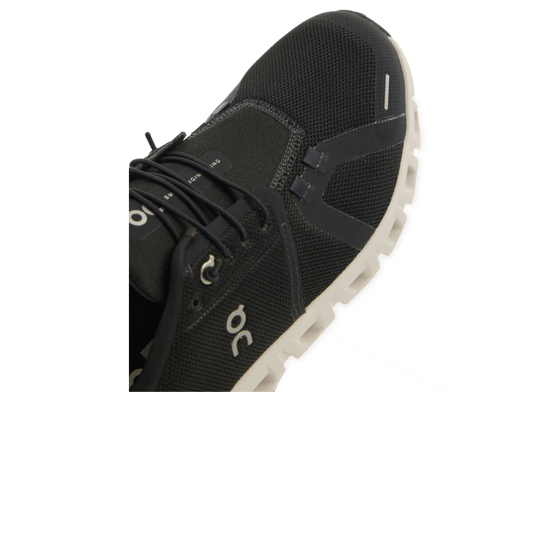 On Running Cloud 6 'Black White'