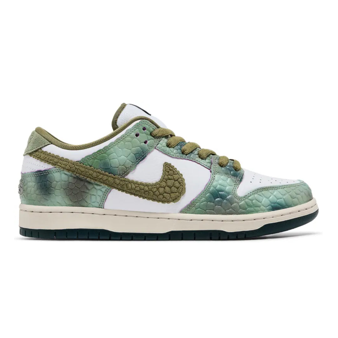 Nike Nike SB Dunk Low Alexis Sablone Chameleon