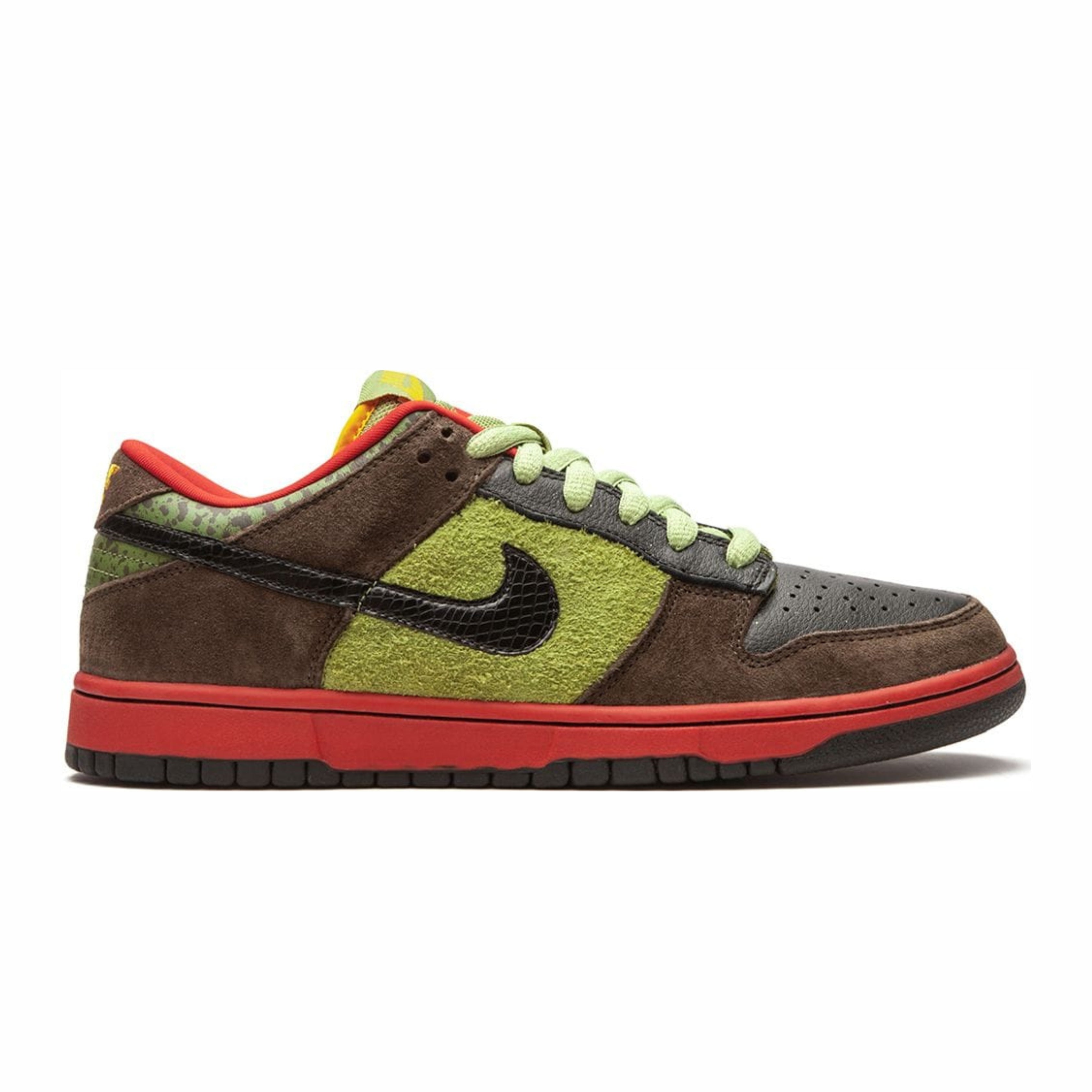 Nike SB Dunk Low Asparagus